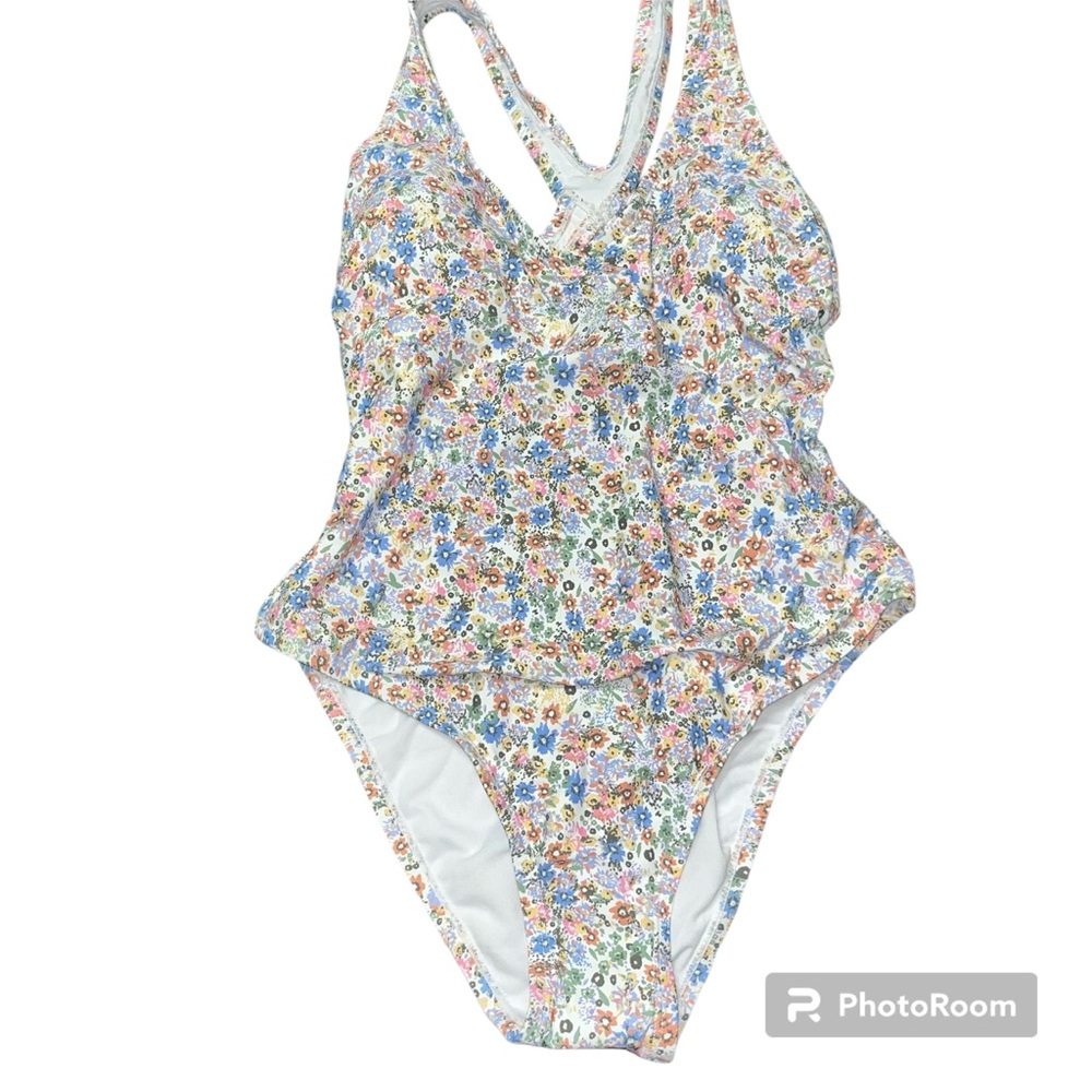 Lulu’s white floral one-piece cross back swimsuit